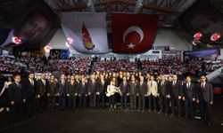 Kahramanmaraş’ta 1300 Öğrenciden Unutulmaz Cumhuriyet Performansı