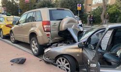 Zincirleme trafik kazasında 2 kişi yaralandı