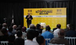 Prof. Dr. Mehmet Şahin Kahramanmaraş Kitap Fuarı’nda Dış Politikayı Analiz Etti