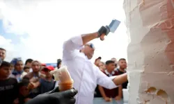 TEKNOFEST Güneydoğu’da Kahramanmaraş Rüzgarı! 100 Kilogram Maraş Dondurması Dağıtıldı