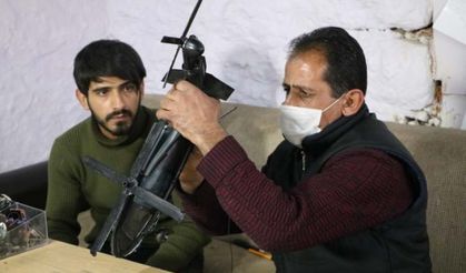 İHA ve SİHA tasarlıyor