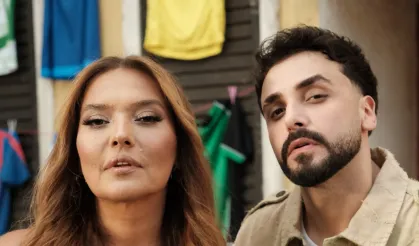 Demet Akalın & Sefo’nun 'Yerinde Dur'u zirvede!