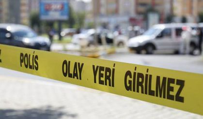 Mersin'de Feci Kaza: Otomobil Sulama Kanalına Devrildi, 1 Ölü 1 Yaralı