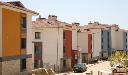 Deprem konutlarında yaşam başladı