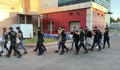 Kaza süsüyle esnafı gasbeden 9 şüpheli yakalandı