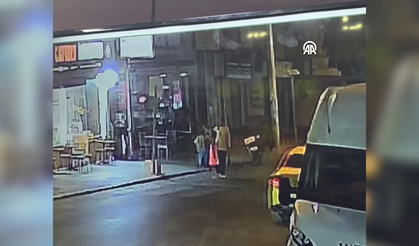 Mersin’de Yaya Geçidinde Feci Kaza: Anne ve Kıza Otomobil Çarptı!