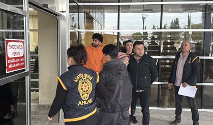 Adıyaman'da masaj salonlarına yönelik fuhuş operasyonunda 5 şüpheli gözaltına alındı