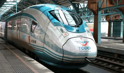 Öğretmenlere YHT ve Ana Hat Tren biletlerinde %50 indirim