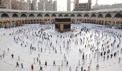 İstanbul’dan Kutsal Topraklara: Hacı Adayları Yola Çıktı!