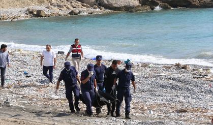 Hatay'da denizde erkek cesedi bulundu