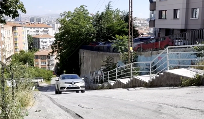 Ankara’da “Viral Yokuş” Sosyal Medyada İlgi Odağı Haline Geldi, Ziyaretçi Akını Başladı!