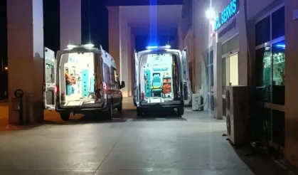 Parkta oturan kadının başına yorgun mermi isabet etti