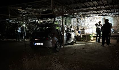 Otoparktaki otomobilde meydana gelen patlamada 2 kişi yaralandı
