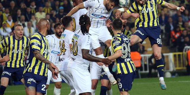 Fenerbahçe son dakikada yıkıldı!