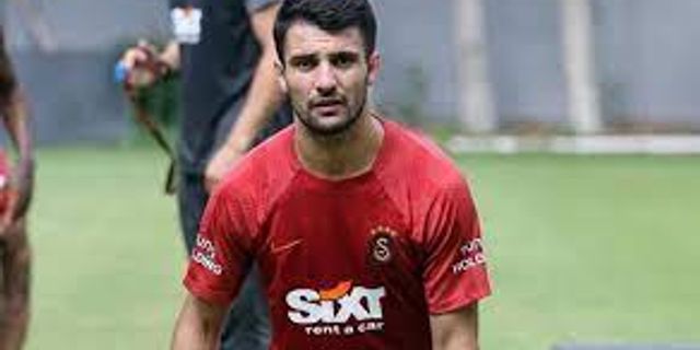 Sacha Boey yerine Dubois