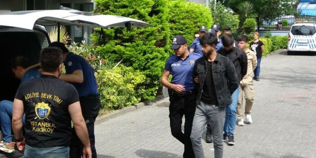 İstanbul merkezli 'nitelikli dolandırıcılık' operasyonu: 50 gözaltı