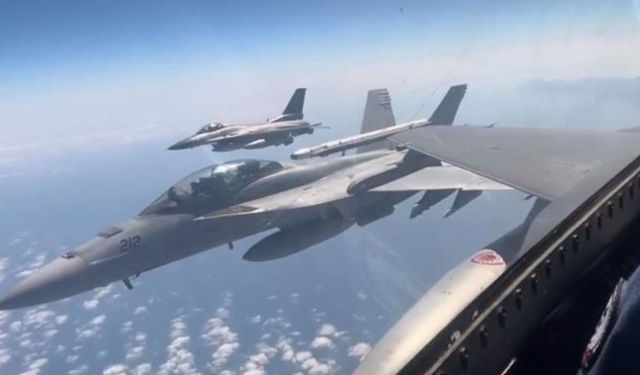 Türk ve Amerikan uçakları ile yakın hava desteği eğitimleri icra edildi