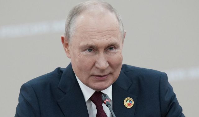 Putin, Intesa bankasına Rusya'daki varlıklarını satma izni verdi