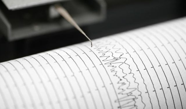 Akdeniz açıklarında 4 büyüklüğünde deprem!