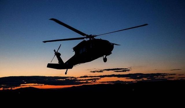 Japonya'da düşen 2 askeri helikopterin mürettebatından bir kişi ölü bulundu