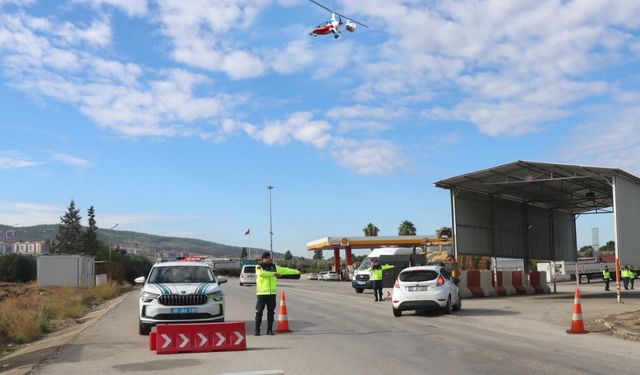 Osmaniye'de jandarma ekipleri "cayrokopter" ile trafik denetimi yaptı