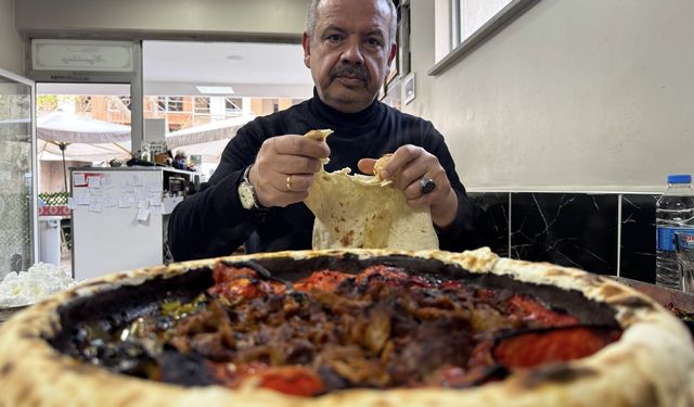 Kahramanmaraş'ta iftar sofralarının ana yemeği: "Eli böğründe"