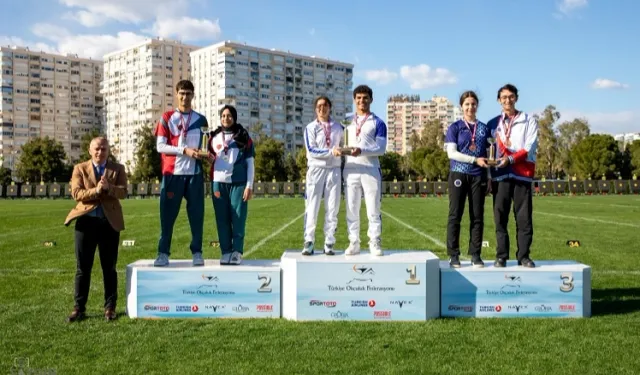 Kayseri Büyükşehir sporcularına Başkan Büyükkılıç'tan tebrik