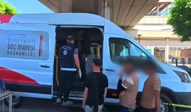 Hatay'da 13 düzensiz göçmen yakalandı