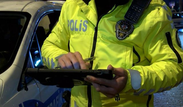 Hatay'da ehliyetsiz kamyon sürücüsüne 41 bin lira ceza kesildi