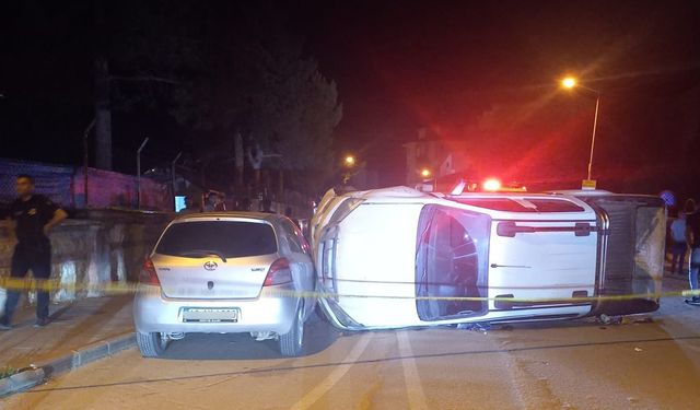 Göksun’da Trafik Kazası: Otomobil ile Pikap Çarpıştı, 2 Kişi Yaralandı