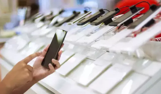 Sigara ve cep telefonlarına yeni ÖTV düzenlemesi