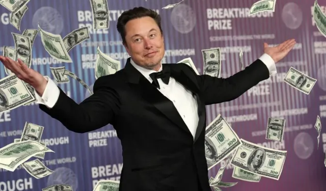 Elon Musk, dünyanın ilk yarım trilyoneri oldu