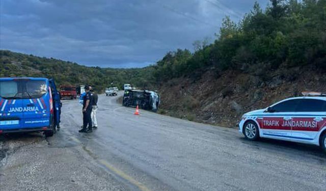 Minibüsün devrilmesi sonucu 6 tarım işçisi yaralandı