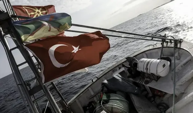 İsrail'den Gazze Filosu'na su püskürtmeli müdahale