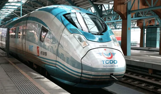 Öğretmenlere YHT ve Ana Hat Tren biletlerinde %50 indirim