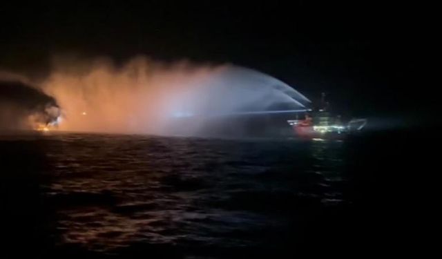 Karadeniz’de alarm: 2 ticari gemide patlama meydana geldi!