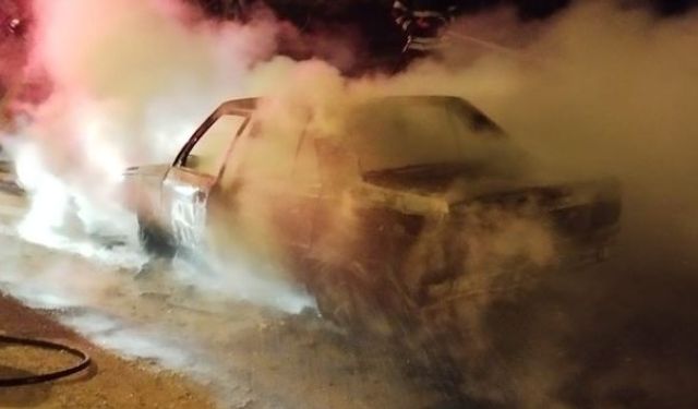 Adana'da park halindeki otomobilde yaşanan patlamada 1 kişi öldü