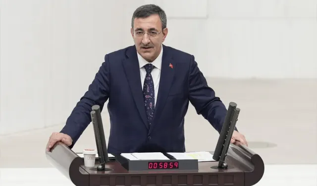 “Vatandaşlık Maaşı” İçin Geri Sayım Başladı: Hedef 2026!