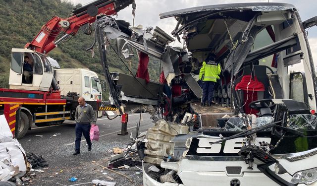 Osmaniye'de korkunç kaza: Çok sayıda ölü ve yaralı var