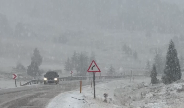 Kahramanmaraş'ın yüksek kesimleri beyaza büründü!