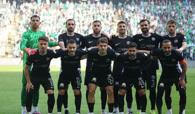 İstiklalspor’dan taraftara çağrı: “Siyah giy, takımına sahip çık!”