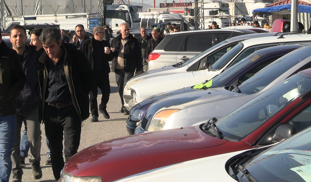 İkinci el oto pazarında durgunluk!