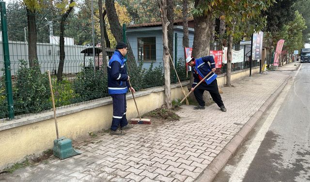Büyükşehir'den Türkoğlu’nda temizlik seferberliği