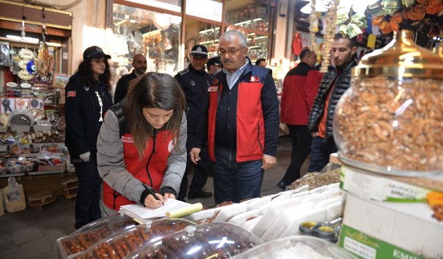 Kahramanmaraş Kapalı Çarşı’da gıda denetimi gerçekleştirildi