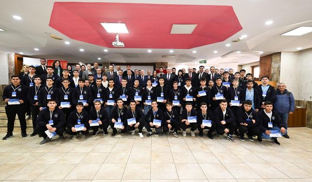 Kahramanmaraş’ta Meslek Lisesi öğrencilerine anlamlı ödül