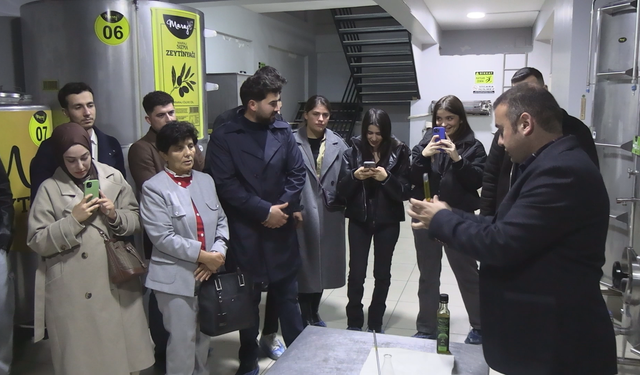 KSÜ’lü öğrencilerden zeytinyağı üretim tesisine teknik ziyaret