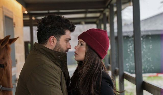 Kızılcık Şerbeti Yeni Bölüm Fragmanı Son Bölüm Full HD İzle