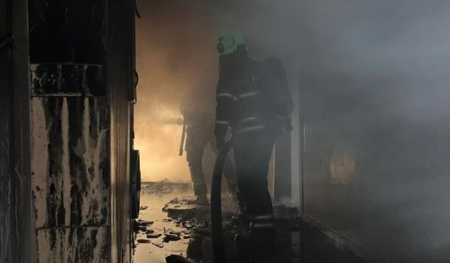 Hatay'da apartman dairesinde çıkan yangın söndürüldü