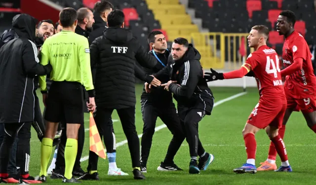 PFDK'den Burak Yılmaz'a 3 maç men cezası!