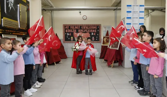 Kahramanmaraş’ta okullar bayraklarla yeni döneme başladı